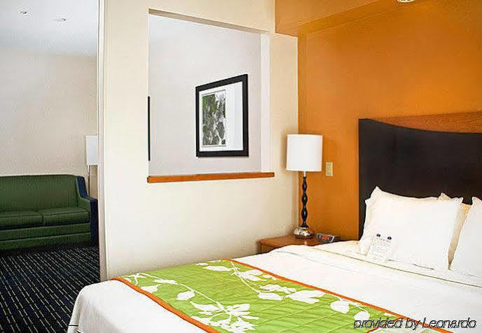 Fairfield Inn & Suites Hartford Manchester Exterior foto